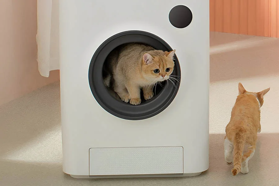 how does the litter robot work